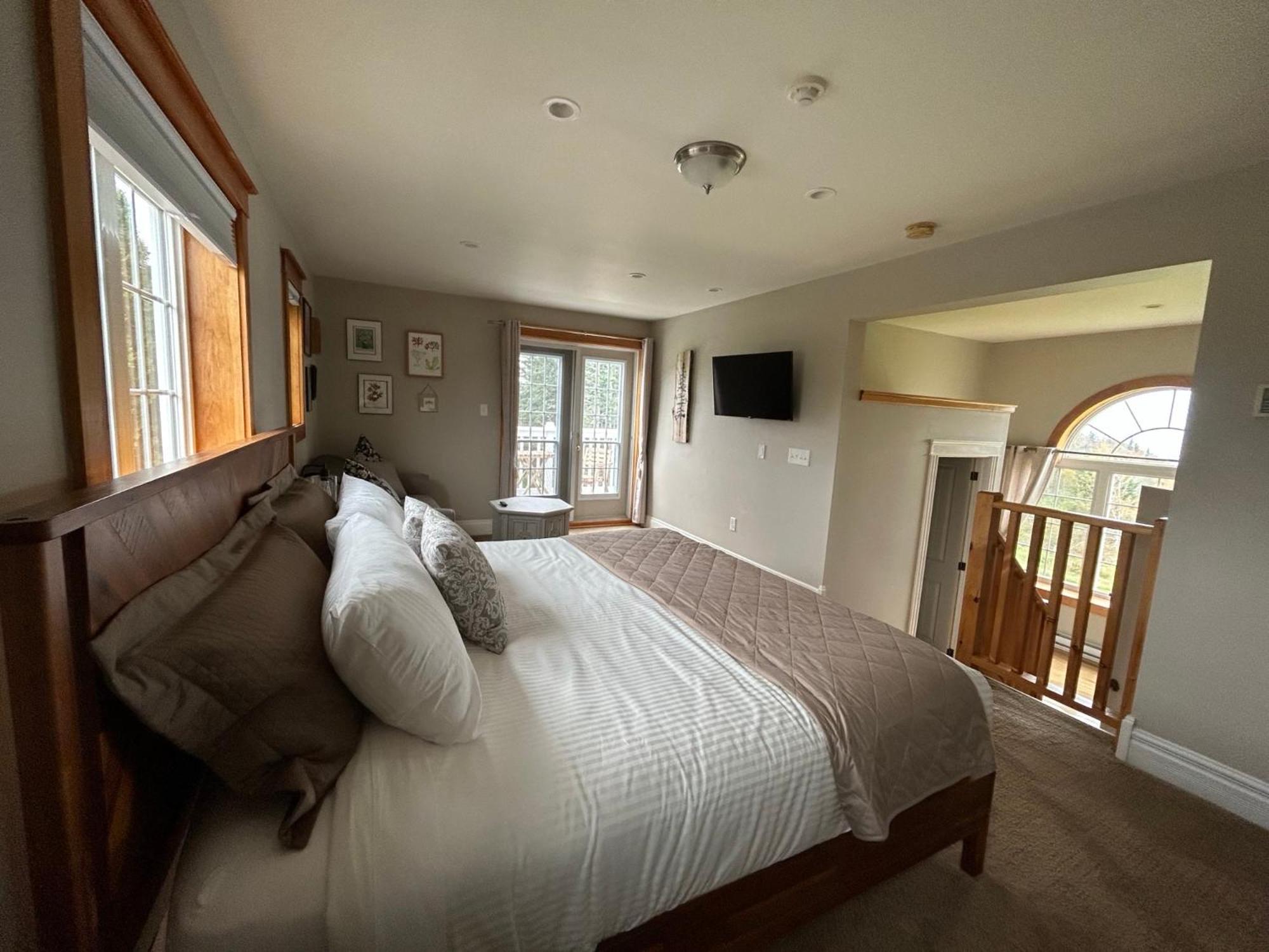 Tides Inn Guest Suites Halls Harbour 外观 照片