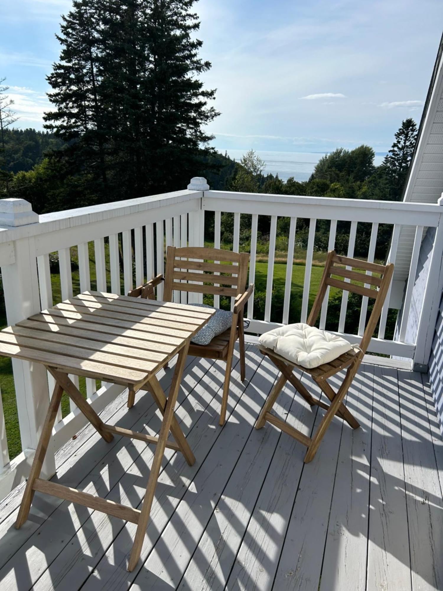 Tides Inn Guest Suites Halls Harbour 外观 照片