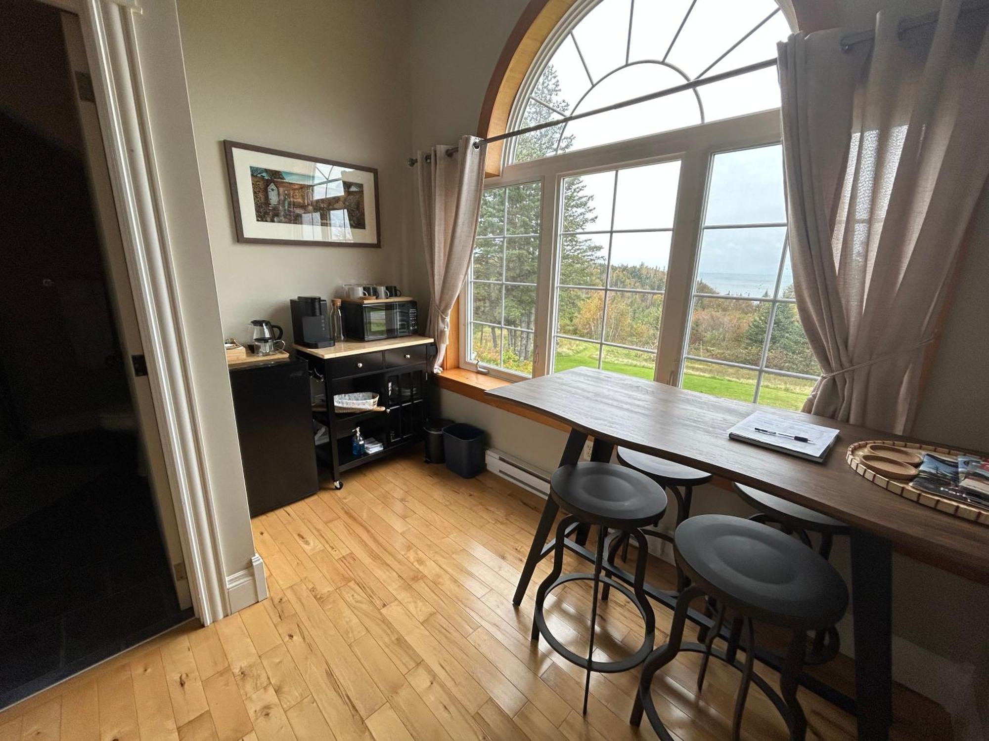 Tides Inn Guest Suites Halls Harbour 外观 照片